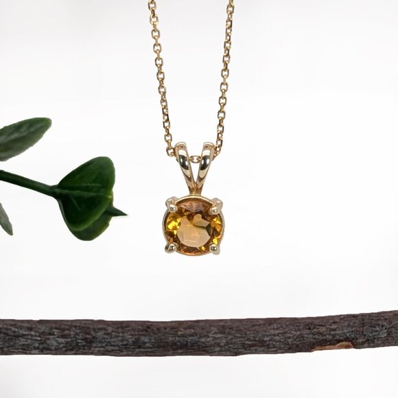 Solitaire Citrine Pendant in Solid 14K Gold | Rabbit Bail | Fine Jewelry - Picture 3 of 5